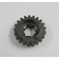 Suzuki 4th Driven Gear