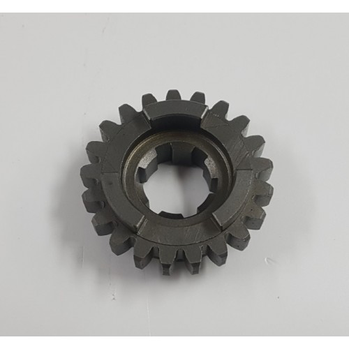 Suzuki 4th Driven Gear